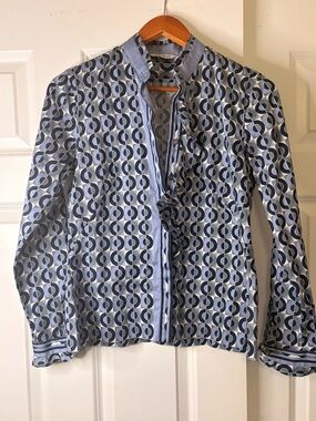 Women's Caliban Blue Geometric Ruffle-Trim Button Up Blouse